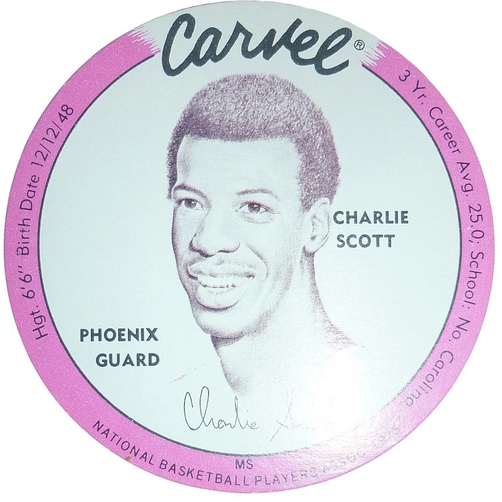 1975 Carvel Charlie‎ Scott Phoenix Suns NBA Basketball Round Card Premium 3.5